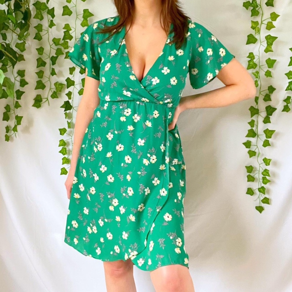Flowy floral Kelly green cottagecore faux wrap dress